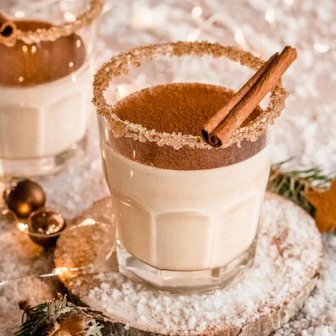 Almond Milk Eggnog (with + without eggs) - Wholefood Soulfood Kitchen Almond Milk Eggnog Recipe, Almond Milk Eggnog, Eggless Eggnog Recipe, Eggless Eggnog, Almond Milk Egg Nog, Vegan Eggnog Recipe, Dairy Free Egg Nog, Vegan Christmas Desserts, Vegetarian Christmas Recipes