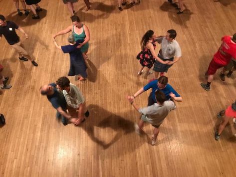 Underground Dance Battle, Jazz Dance Across The Floor, Contra Dancing, Dance Dance Revolution Art, Contra Dance, Queer Protest 70s, Dance Documentary, Dance Together, Night Music