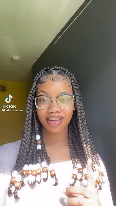 Beaded Box Braids, Braids W Beads, Lemonade Braids Hairstyles, Big Box Braids Hairstyles, Box Braids Hairstyles For Black Women, Cute Braided Hairstyles, Braids Hairstyles Pictures, Cute Box Braids Hairstyles, Curly Hair Styles Easy