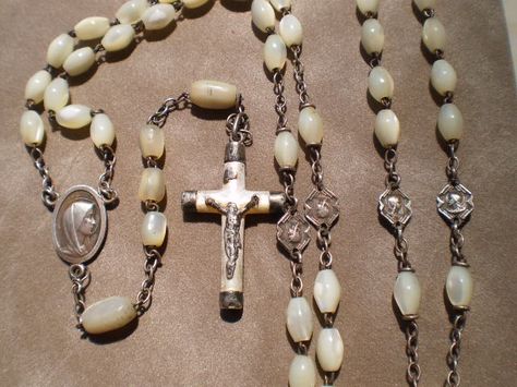 Beautiful 1920s or 30s French mother of pearl and silver rosary love Angelic Jewelry, Silver Rosary, Catholic Images, Be Curious, Rosary Catholic, Wire Work Jewelry, Vintage Bell, Work Jewelry, Rosary Beads