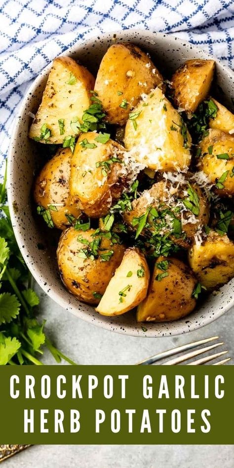 Garlic Herb Potatoes, Potato Recipes Crockpot, Herb Potatoes, Potato Side Dishes Easy, Bbq Pork Tenderloin, Crockpot Side Dishes, Herbed Potatoes, Slow Cooker Potatoes, Potato Side Dish