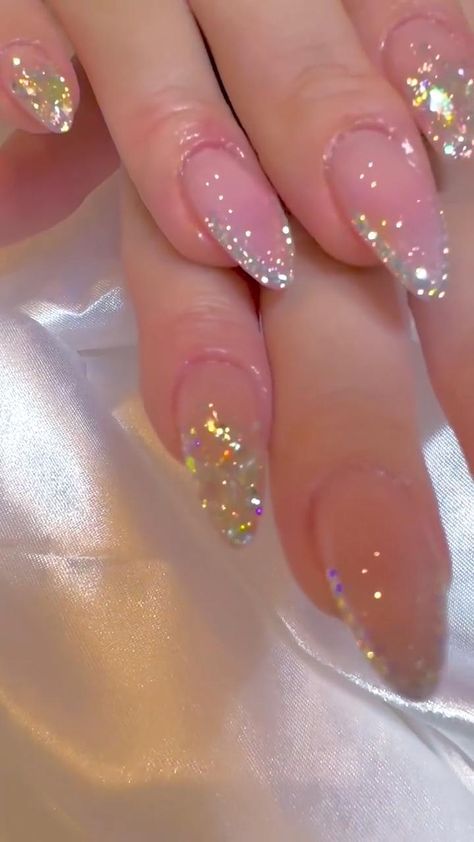 Pretty Gel Nails, Wedding Nails Design, Nail Art Wedding, Bride Nails, Bridal Nails, Prom Nails, Fancy Nails, Gold Nails, Nail Trends