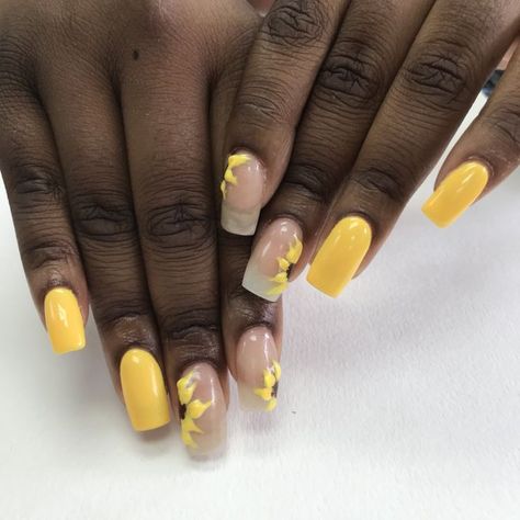 African Nails Design Black Women, Sunflower Nails Design, Round Nail Designs, Tropical Nail Designs, Sunflower Nail Art, Sunflower Nails, Tropical Nails, Stylish Nails Designs, Short Square Acrylic Nails