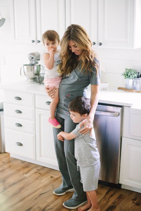 Doctor Mom Aesthetic, Nurse Mom Aesthetic, Romanticizing Motherhood, Travel Nurse Aesthetic, Nurse Girl, Homecare Nursing, Nursing Goals, Nursing Motivation, Lauren Mcbride