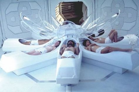 Latest Blog Post - who on Earth would trial cryo-hibernation - the answer will surprise you! Alien Photos, Suspended Animation, Alien 1979, Spaceship Interior, Pet Sematary, Sigourney Weaver, Aliens Movie, Film Set, Futuristic Technology