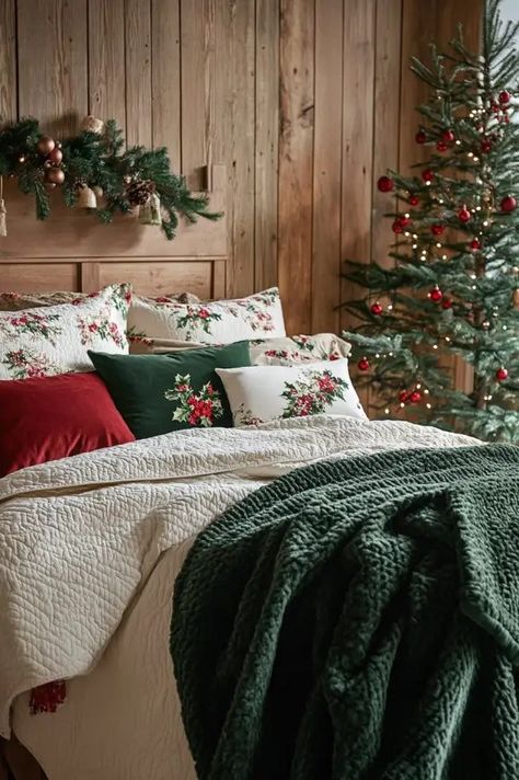 7 Christmas Bedroom Decor Ideas You Can’t Miss! Christmas Bedroom Aesthetic, Christmas Bedroom Decor Ideas, Festive Bedding, Winter Bedroom Decor, Christmas Bedroom Decor, Christmas Scented Candles, Fall Bedding, Artificial Christmas Wreaths, Cosy Room