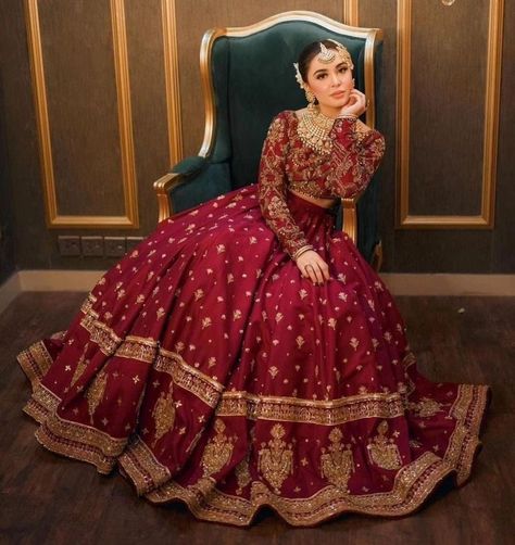 Red Bridal Lehenga Pakistani, Bridal Dpz, Mohsin Naveed Ranjha, Traditional Lehenga, Pakistani Bridal Lehenga, Pakistani Bridal Dress, Red Bridal Dress, Beautiful Bridal Dresses, Desi Wedding Dresses