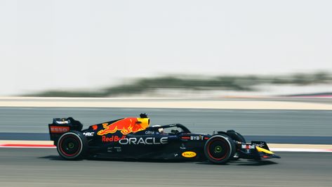 F1 Wallpaper, Red Bull F1, F1 Wallpaper Hd, I Go Crazy, Wallpaper Dekstop, Red Bull Racing, Minimalist Wallpaper, Computer Wallpaper, Wallpaper Pc