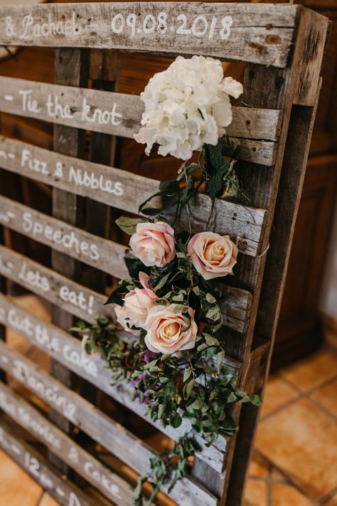 Flowers And Greenery, Order Of Service, Wedding Order, Vintage Style Wedding, Ladder Decor, Wedding Decorations, Prince, Vintage Fashion, Flowers