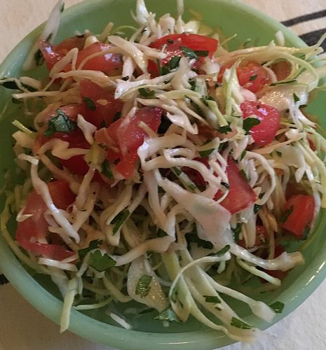 Costa Rica Food Recipes, Dominican Cabbage Salad, Casado Recipe Costa Rica, Costa Rican Dishes, Easy Costa Rican Recipes, Costa Rica Dishes, Costa Rican Rice, Chilean Food, Costa Rican Food