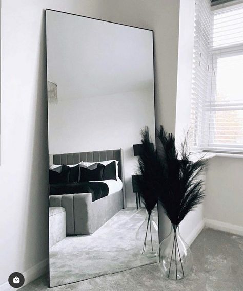 Girl Apartment Decor, Black Bedroom Decor, Casa Clean, Long Mirror, First Apartment Decorating, Leaner Mirror, Apartment Decor Inspiration, Decor Home Living Room, Master Bedrooms Decor