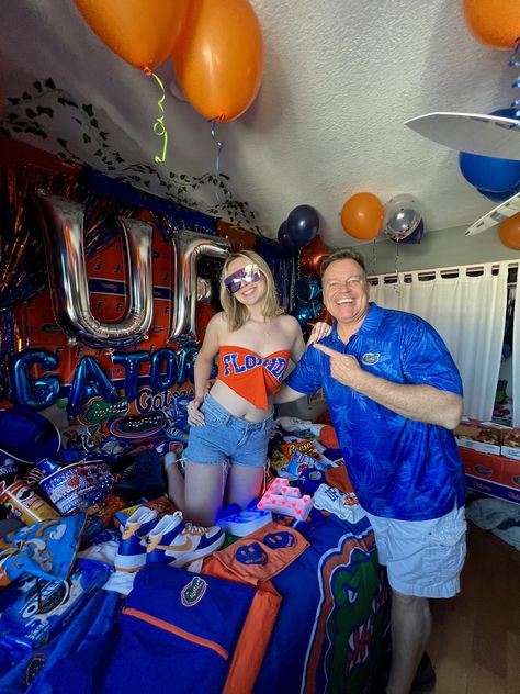 Bed Party College, Bed Party, College Tennis, Party College, College Bedding, College Acceptance, Colleges In Florida, Gators Football, College Game Days