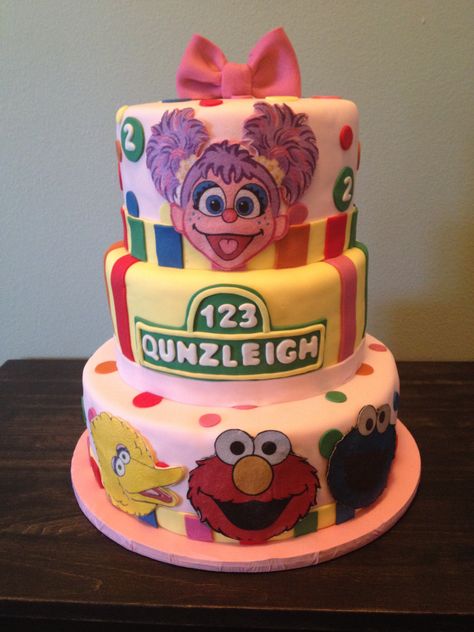 Sesame Street Cake Sesame Street Cake Ideas, Sesame Street Birthday Cake, Sesame Street Birthday Cakes, 3rd Birthday Party For Girls, Elmo First Birthday, Birthday Cake Designs, Sesame Street Cake, Elmo Cake, Elmo Birthday Party