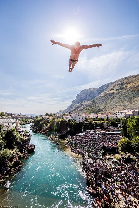 Springboard Diving, Olympic Diving, High Diving, Diving Springboard, Mostar Bosnia, Cliff Jumping, Cliff Diving, Action Photography, Scuba Diving Gear