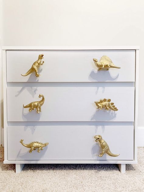 DIY Dinosaur Dresser Pulls Dinosaur Room, Kids Dressers, Diy Dresser, Plastic Animals, Baby Bedroom, Diy Decoration, Repurposed Furniture, Girl's Room, Boy Room