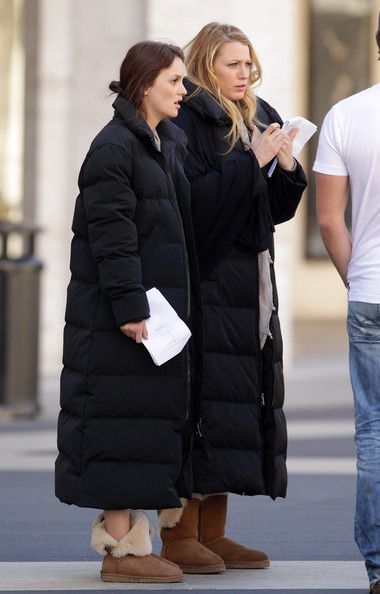 Puffer Trench Coat Outfit, Blake Lively Leighton Meester, Sam Page, Puffer Trench Coat, Vest Puffer, Trench Coat Outfit, Katie Cassidy, Japan Outfit, Lincoln Center