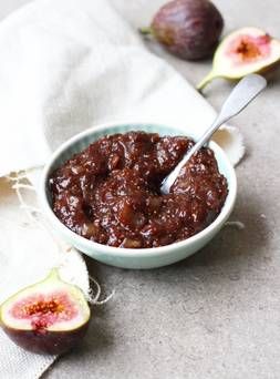 Green Fig Recipes, Fig Chutney Recipe, Fig Chutney, Rhubarb Chutney, Harvest Dinner, Fig Recipes, Summer Menu, Jam And Jelly, Delicious Snacks