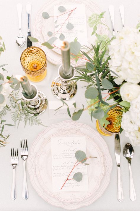 Elegant muted table decor with a pop of gold: http://www.stylemepretty.com/canada-weddings/british-columbia/vancouver/2016/08/03/mint-cream-mustard-wedding-color-palette/ | Photography: Kim James Photography - http://kim-james.com/ Mustard Wedding Colors, Mustard Yellow Wedding, Lotus Photography, Mustard Wedding, Yellow Wedding Colors, Wedding Table Menus, Yellow Wedding Inspiration, Wedding Yellow, Deco Champetre