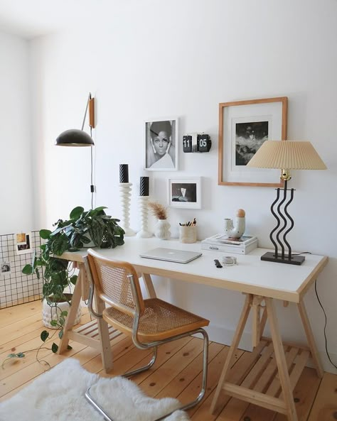 9 Candle Styling Ideas We Bookmarked on Instagram | Hunker Rooms Interior, Office Inspo, Workspace Inspiration, Decor Storage, Home Office Setup, Work Desk, Storage Design, Home Office Ideas, Small Office