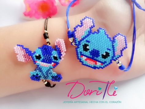 Lilo Und Stitch, Beautiful Beaded Earring, Seed Bead Jewelry Patterns, Disney Cross Stitch Patterns, Crochet Eyes, Cross Stitch Landscape, Beading Patterns Free, Brick Stitch Earrings, Brick Stitch Pattern