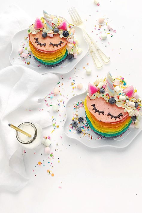 Pancake Ideas, Fun Pancakes, Pancake Designs, Rainbow Pancakes, Crepe Suzette, Hello Wonderful, Unicorn Desserts, Toddler Foods, Pancake Art