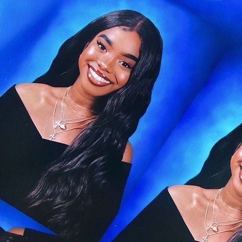 Senior Portraits Black Women, Graduation Headshots, Senior Portraits Yearbook Makeup, Senior Pictures Yearbook, Senior Pictures Hairstyles, Senior Picture Makeup, Grad Photoshoot, Picture Day, Looks Black