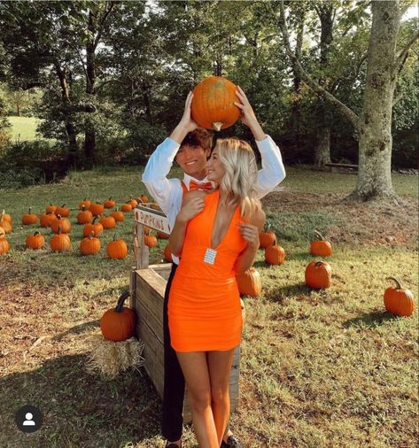 Orange Hoco Dress With Date, Orange Hoco Couple, Orange Hoco Nails, Orange Hoco Dress, Hoco Inspo, Hoco Pics, Hoco Nails, Prom Photoshoot, Mermaid Style Dress