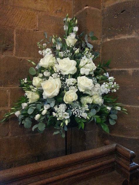 Church Flower Arrangements Altars Ideas, Tall Floral Arrangements, Contemporary Flower Arrangements, Church Wedding Flowers, Easter Flower Arrangements, Altar Arrangement, Altar Flowers, Large Flower Arrangements, Flower Arrangement Designs