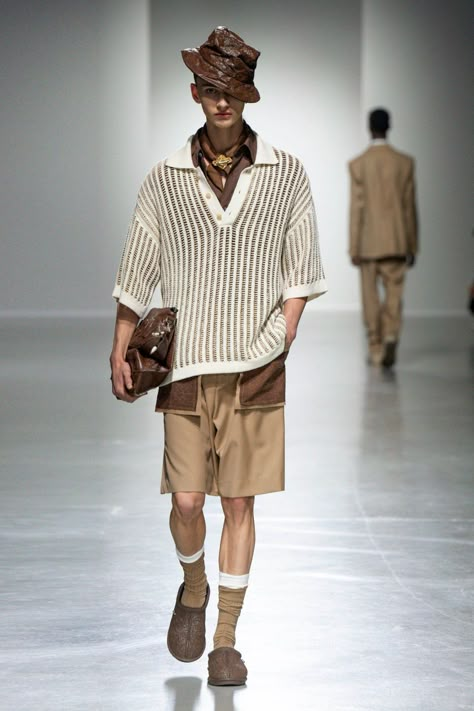 Men’s Retro Fashion Summer, Ss25 Menswear, 2025 Inspiration, Feng Chen Wang, Tuff Fits, Paris Fashion Week Men, Crochet Men, Knitwear Trends, Spring Runway