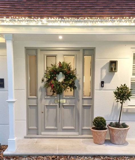 Our Surrey Project ♡ on Instagram: “DOOR DECOR \\ I keep getting the photo memories from this time last year popping up on my phone. We had just had our floor slab poured in…” Cotswold Front Door, Front Garden Border, Bungalow Front Porch Ideas, Cedral Cladding, Back Door Ideas, Neutral Front Door, Bloxburg Farmhouse, Country Front Door, Oak Porch