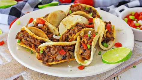 Cheeseburger Tater Tot Casserole, Cinnamon Sugar Tortillas, Mini Taco, Dessert Taco, The Best Tacos, Best Tacos, Cheese Tacos, Mini Tacos, Ground Sirloin