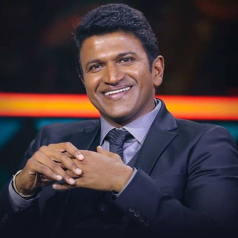 Puneeth Rajkumar, National Film Awards, Power Star, New Photos Hd, Private Hospitals, Artists For Kids, Couples Images, Photos Hd, Child Actors