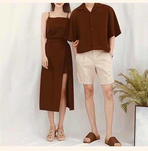 Couple Outfits Matching For Wedding, Brown Couple Outfit, Beige Couple Outfits, Couple Malaysia Ootd, Ootd Lebaran Couple, Outfits Parejas, Korean Matching Outfits Couple, Couple Outfits Korean, Outfit Pareja