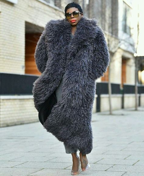 Rich Auntie, Fur Coat Outfit, Mongolian Fur, Fluffy Coat, Perfect Coat, Funky Outfits, Shearling Coat, Coat Outfits, Baby Cold