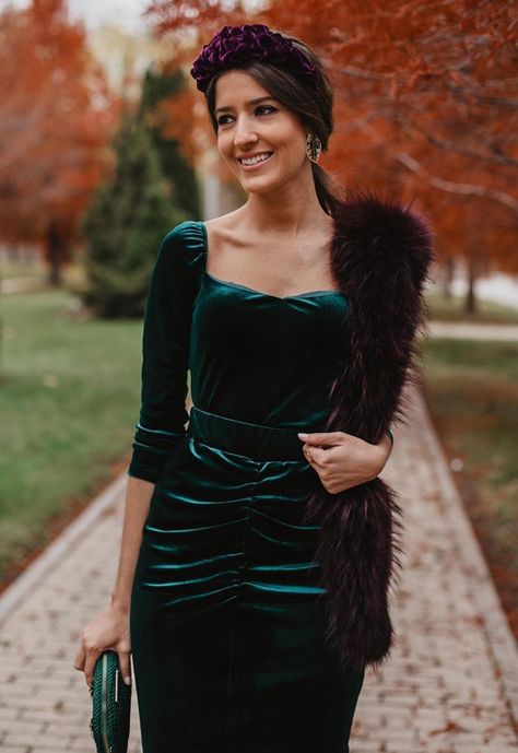 Lady Pipa, Wedding Lookbook, Fiesta Outfit, Green Velvet Dress, Washington Weddings, Welcome To Our Wedding, Green Velvet, Wedding Guest Outfit, Velvet Dress