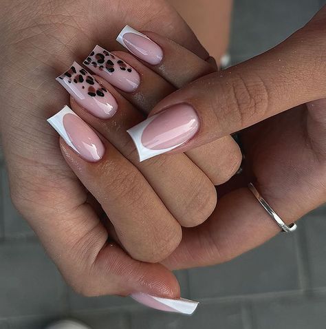 French Inspired Nails, Nails Leopard, Ballerina Acrylic Nails, Leopard Nail Art, Unghie Sfumate, Wow Nails, Leopard Print Nails, Girly Acrylic Nails, Glow Nails