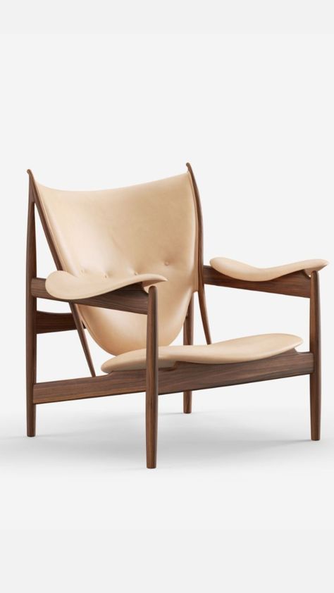 Danish designer Finn Juhl’s heritage is alive thanks to a successful operation on his archives by House of Finn Juhl, a brand founded to give new sense to his Modernist style. King Chair, Finn Juhl, Tiny Studio, Empty Room, Milan Design Week, Interior Spaces, Furniture Design, Sense, Furniture