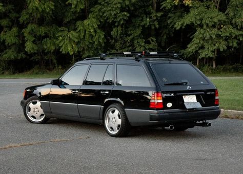 Mercedes W124 Wagon, W124 Wagon, Mercedes C220, Mercedes Benz Forum, Merc Benz, Mercedes W123, Mercedes Benz 190, Mercedes W124, Old Wagons