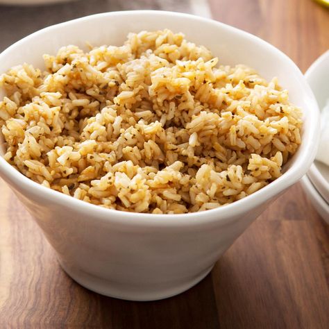 Seasoned Brown Rice Recipe -I serve the stir-fry over the rice for a tasty no-fuss meal. For maximum flavor, use your fingertips to crumble the dried basil directly into the cooked rice.—Betsy Larimer, Somerset, Pennsylvania Healthy High Carb Foods, Seasoned Brown Rice, Rice Alternatives, Brown Recipe, Cheesy Chicken Broccoli, Broiled Chicken, Brown Rice Recipes, High Carb Foods, Clam Recipes