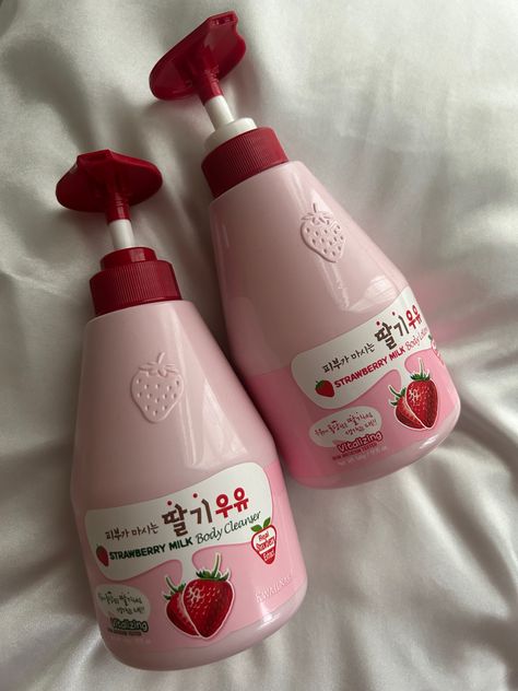 Strawberry Milk Body Lotion, Strawberry Hygiene Products, Strawberry Body Lotion, Strawberry Milk Lotion, Strawberry Shampoo, Strawberry Perfume, Body Milk, Pretty Skin Care, Bath And Body Care