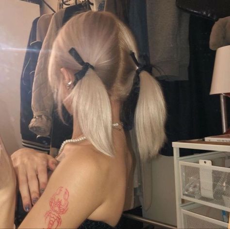 God Of Ruin, Legacy Of Gods, Peinados Fáciles Para Cabello Corto, Long Blonde, Dye My Hair, Hair Inspo Color, Dream Hair, Aesthetic Hair, Instagram Foto