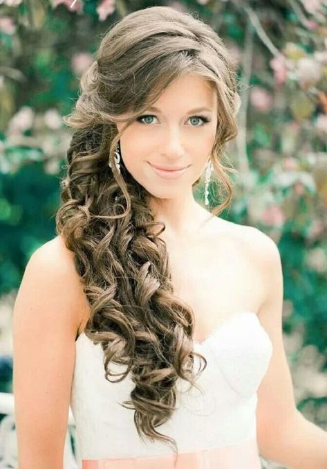 Wedding Hair Side, Black Wedding Hairstyles, Short Hair Hacks, Wedding Hairstyles Bride, Homecoming Hairstyles For Medium Length, Wedding Hairstyles With Veil, Open Hairstyles, Wedding Hairstyles Half Up Half Down, Trendy Wedding Hairstyles