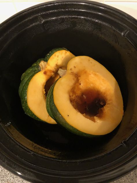 Crock Pot Acorn Squash, Acorn Squash In Crockpot, Acorn Squash Crockpot, Acorn Squash Recipe Crockpot, Acorn Squash Crockpot Recipes, Crockpot Acorn Squash, Squash In Crockpot, Zucchini Dishes, How To Cook Squash