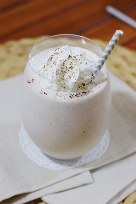 Vanilla Chai Milkshake www.thekitchenismyplayground.com Chai Milkshake, Keto Milkshake, The Kitchen Is My Playground, Drinks Nonalcoholic, French Vanilla Creamer, Strawberry Brownies, French Vanilla Coffee, Yogurt Popsicles, Vanilla Milkshake