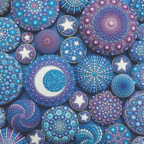 Painted with Mesmerizing Precision, Innumerable Dots Cloak Stones in Hypnotic Patterns | Colossal November Things, Elspeth Mclean, Art Stars, End Of November, Mandala Rock Art, Stone Art Painting, Colossal Art, Mandala Rocks, Visual Culture