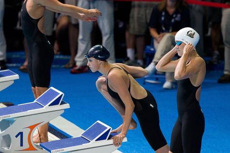 The 8 Swimmers You See Behind the Blocks Swimming Pics, Swim Team Pictures, Swim Problems, Swimming Pictures, Swimmer Problems, Olympic Swimming, Swim Life, Swimming Quotes, Laser Beam