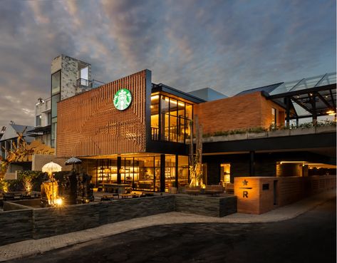 Beautiful Starbucks Stores: The 17 Most Stunning Locations Around the World | Architectural Digest Starbucks Interior, Cafe Bar Interior, Bali Travel Photography, Aesthetic Starbucks, Café Starbucks, Starbucks Locations, Starbucks Design, Starbucks Store, Ceiling Murals