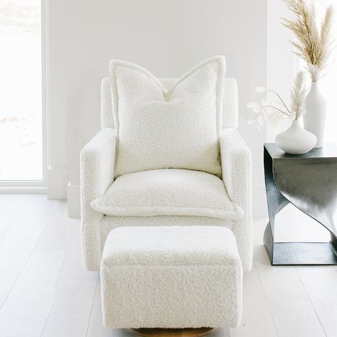 Sherpa Rocking Chair Nursery, Glider Recliner Nursery, Glider Nursery Chair, Nursery Chairs Comfy, Boucle Nursery Chair, Best Nursery Glider Recliner, Swivel Glider Chair Living Room, Best Nursery Chair, Nursery Chair Ideas