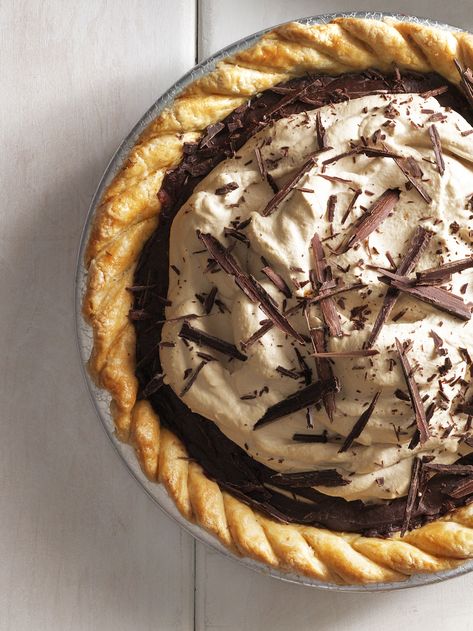 Decadent Chocolate Espresso Pie - GoodHousekeeping.com Espresso Pie, Chocolate Expresso, Mocha Pie, Thanksgiving Pie Recipes, Easter Pie, Hand Pie Recipes, Thanksgiving Pie, Chocolate Pie Recipes, Easy Pie Recipes