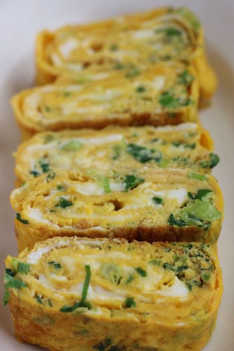 Japanese rolled egg, Tamagoyaki. Tamagoyaki is traditional everyday dish. This recipe is easy and tasty with just 3 ingredients, egg, salt and soy milk. Tamagoyaki Recipe Easy, Japanese Egg Roll Recipe, Japanese Egg Roll, Tamagoyaki Recipe, Japanese Omelet, Egg Roll Recipe, Japanese Egg, High Protein Breakfast Recipes, Easy Japanese Recipes